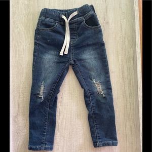 Little Bipsy Distressed Jeans 3T-4T
